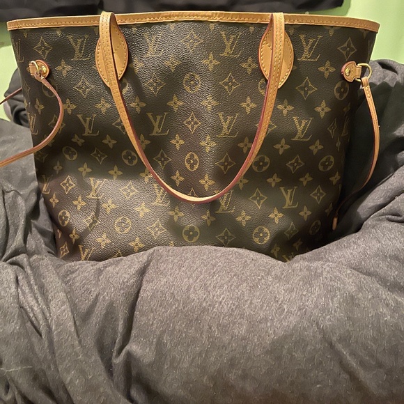 Handbags - Louis Vuitton Neverfull